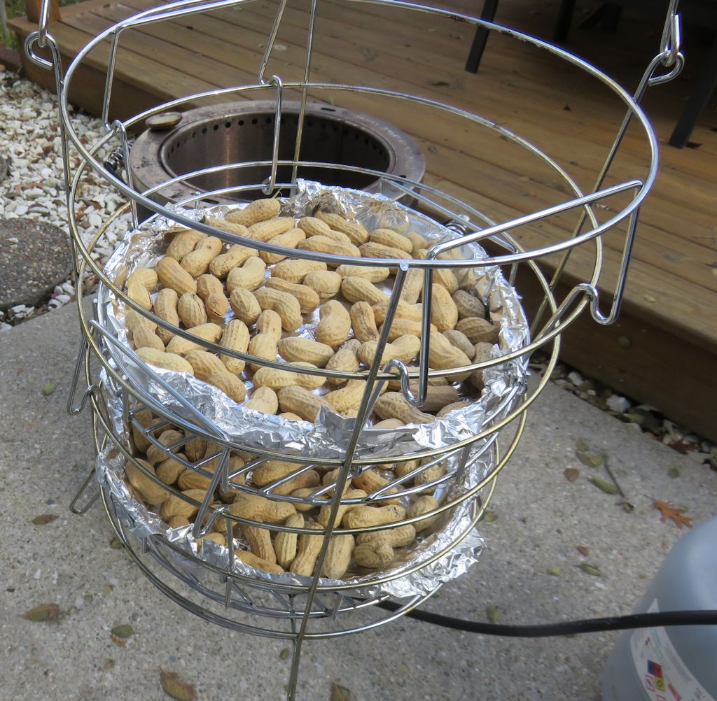 Roasted Peanuts on the Char-Broil Big Easy