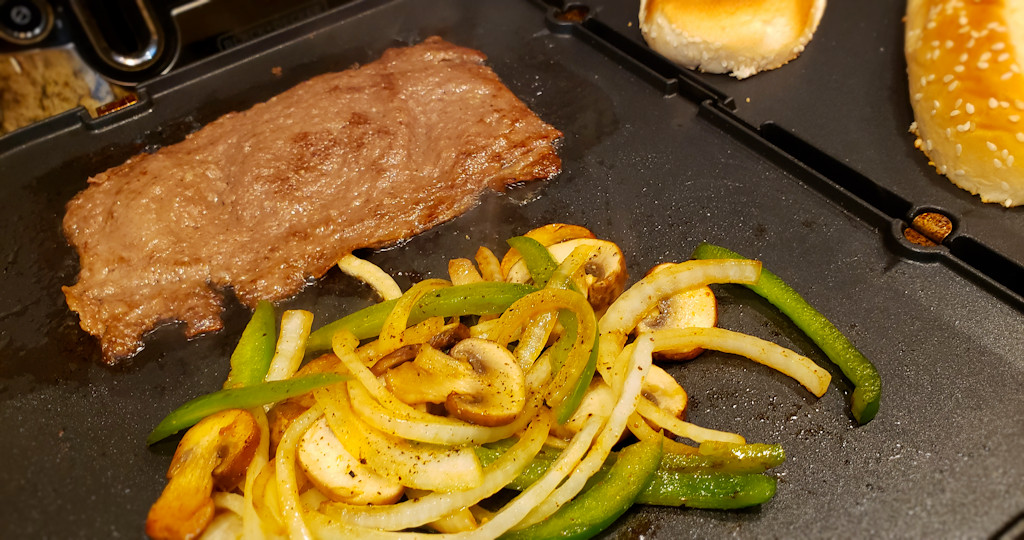 Quick Fix Steak Sandwich using the Cuisinart Griddler