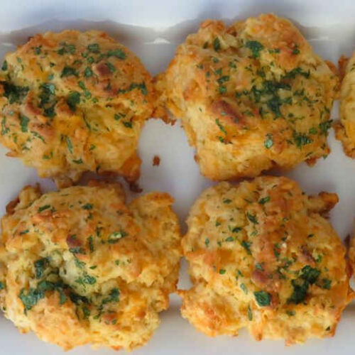 Copycat Red Lobster Cheddar Bay Biscuits