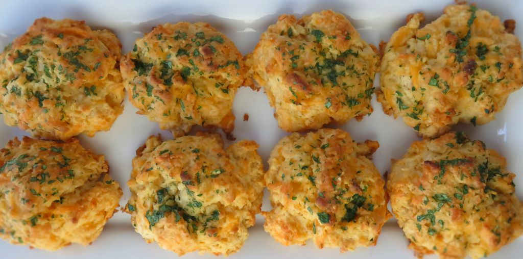 Copycat Red Lobster Cheddar Bay Biscuits