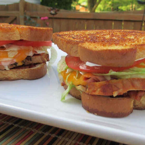 Copycat Applebee's Clubhouse Grille Sandwich