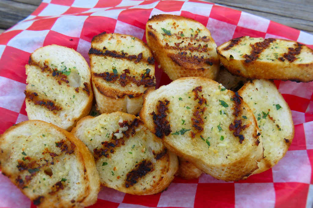 Quick Grilled Garlic Parsley Cheese Bread