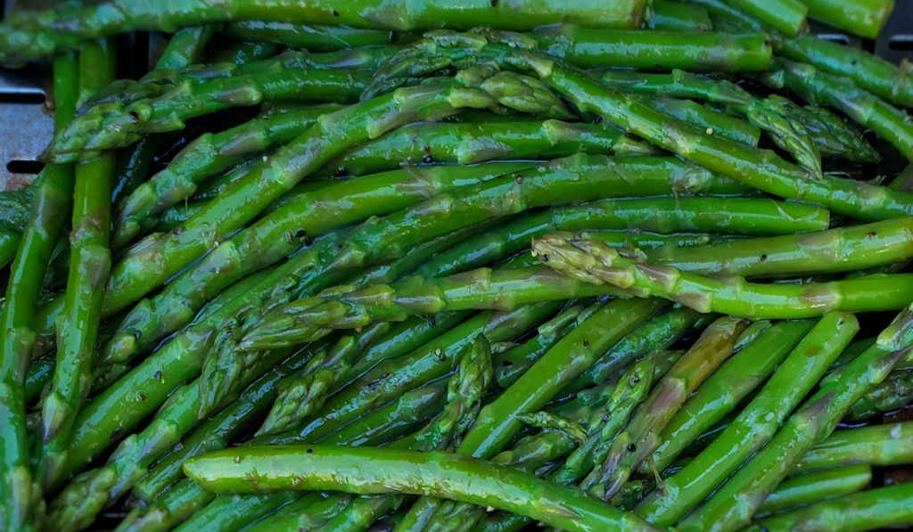 Grilled Marinated Asparagus