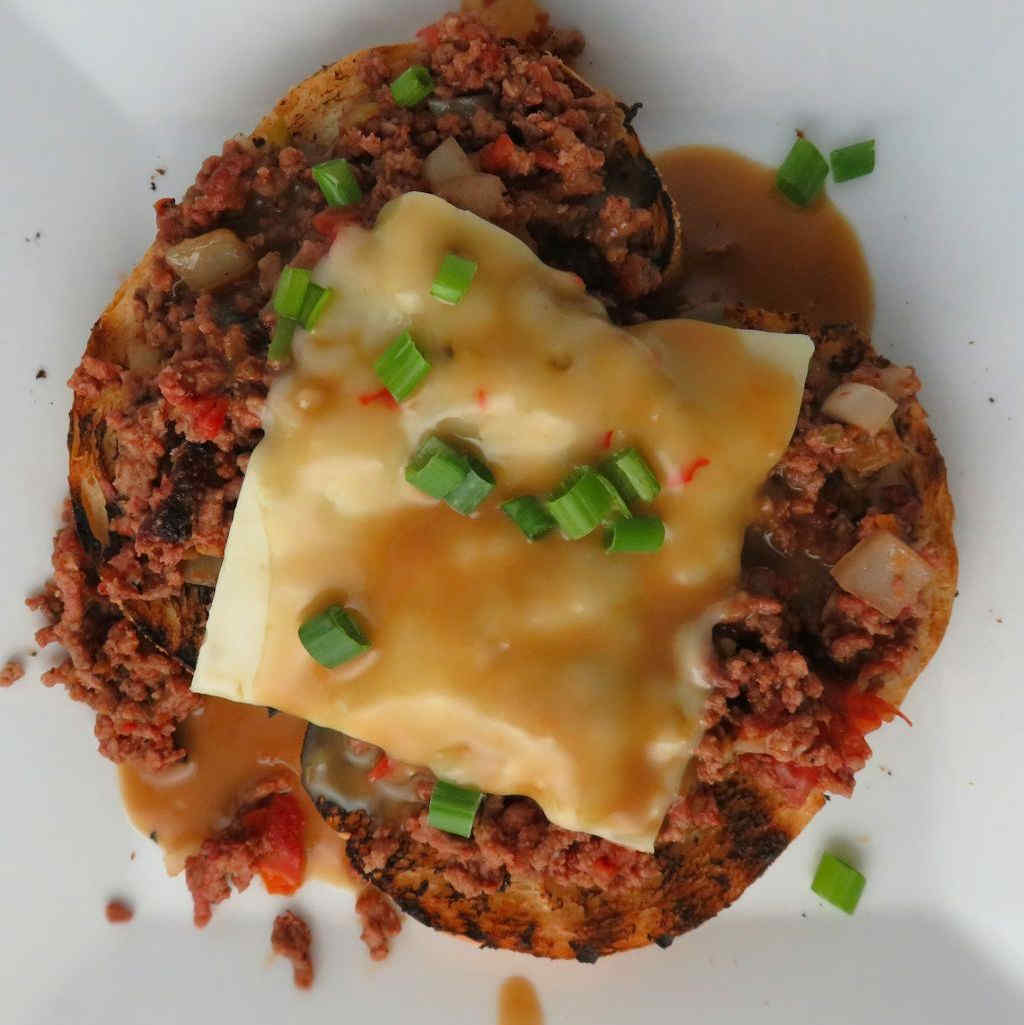 Grilled Open-Faced Beef, Cheese and Gravy Sandwiches