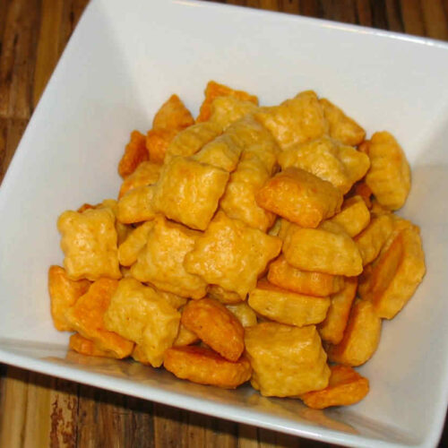 Homemade Cheezit Crackers