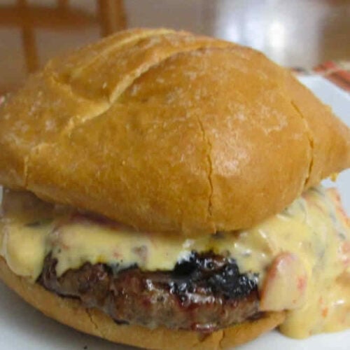Queso Burgers