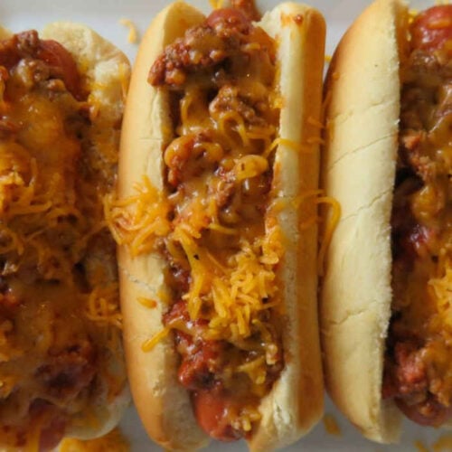 Slow Cooker Down-Home Chili Dogs