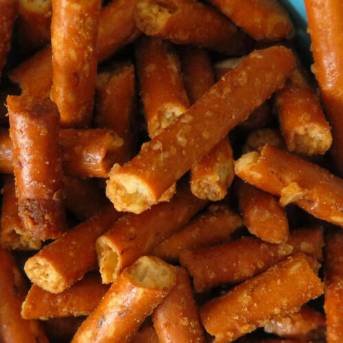 Slow Cooker Onion Garlic Pretzels