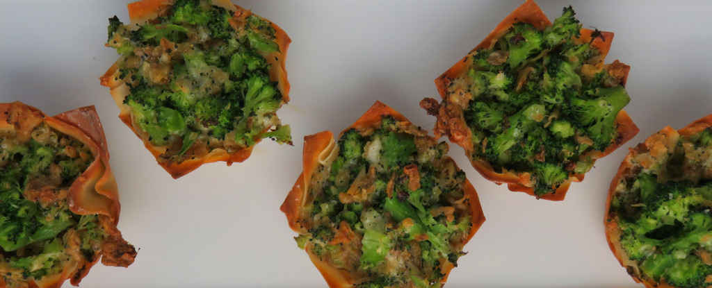 Spicy Broccoli Cheese Wonton Cups