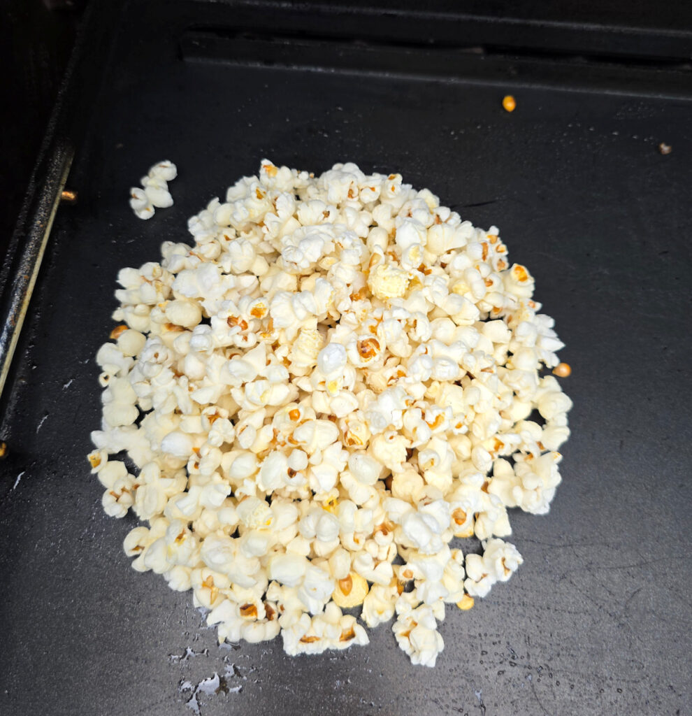 Popcorn using an Outdoor Griddle